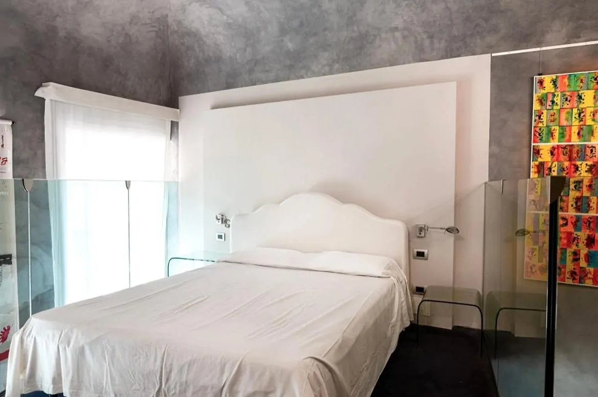 Domus Vivenda Apartment Genoa