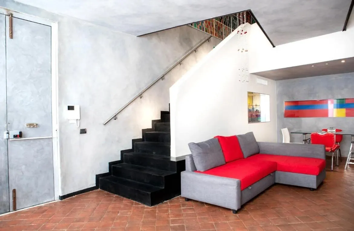 Domus Vivenda Apartment Genoa